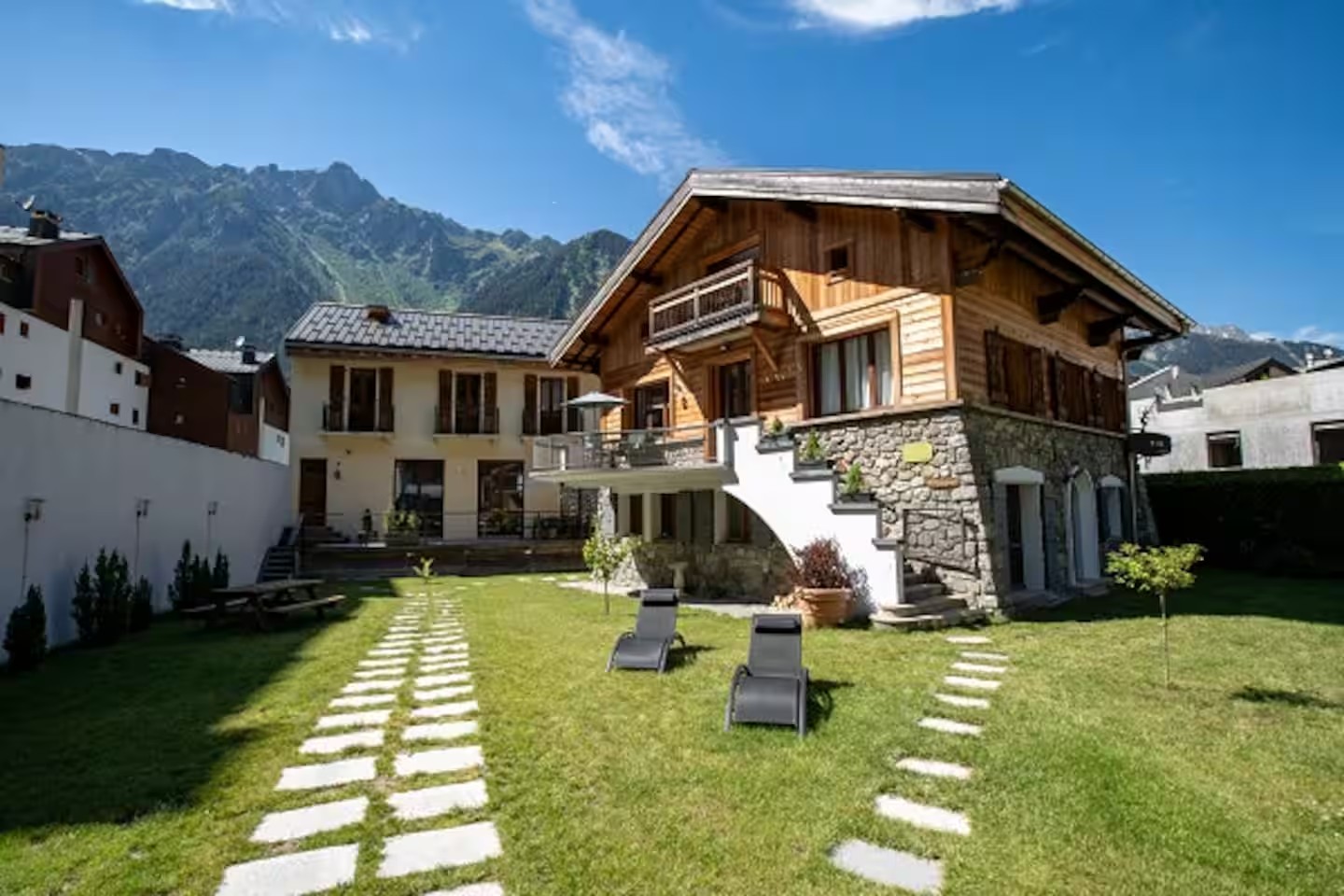 Chalet Glacier Panorama, a luxury self catered chalet in Chamonix, France
